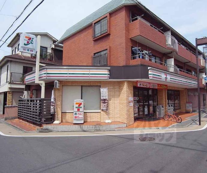 【深草直違橋２丁目店舗付き住宅】間取