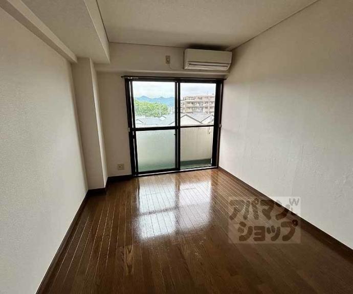 【アーバン四条梅ノ宮】間取