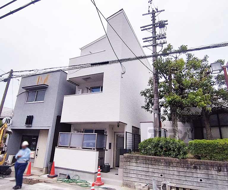 プラムコート椥辻