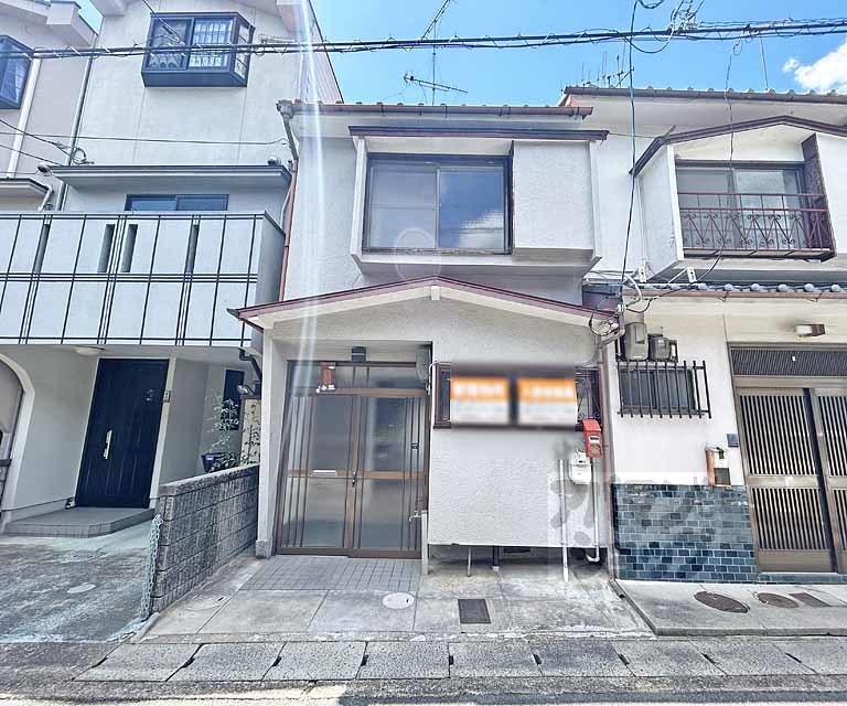 醍醐槇ノ内町貸家