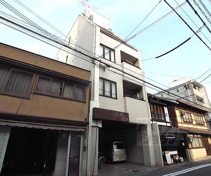 【ルポール麩屋町】間取