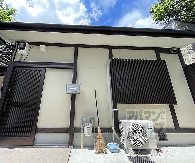 上京区筋違橋町貸家