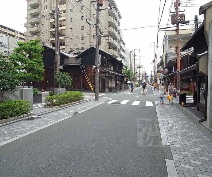 【グラビスコート三条堺町】間取