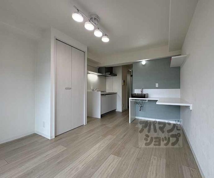 【デトムワン衣笠】間取