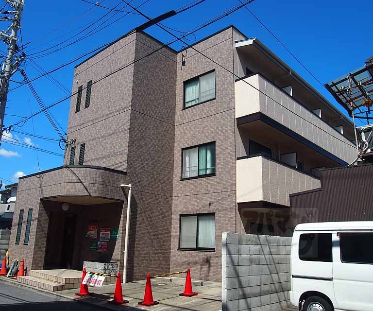 エクセルシャトー