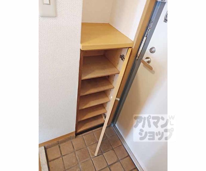 【サンヴェール深草】間取