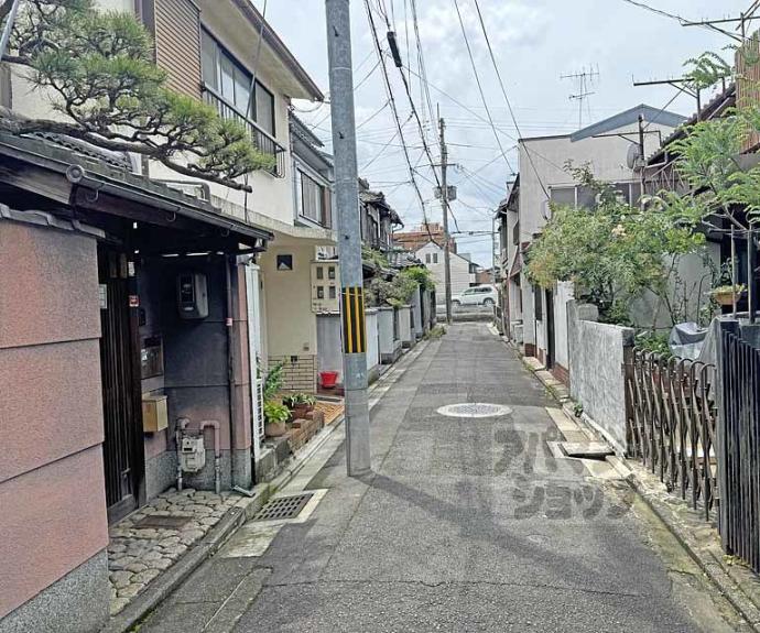 【岡崎西福ノ川町２６－３６貸家】間取