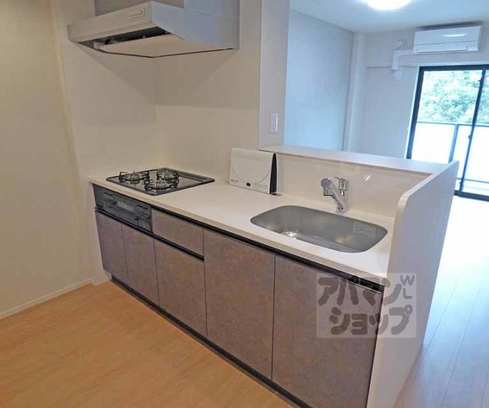 【THE RESIDENCE 北白川】間取