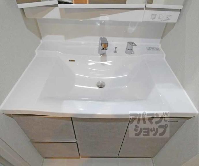 【THE RESIDENCE 北白川】間取