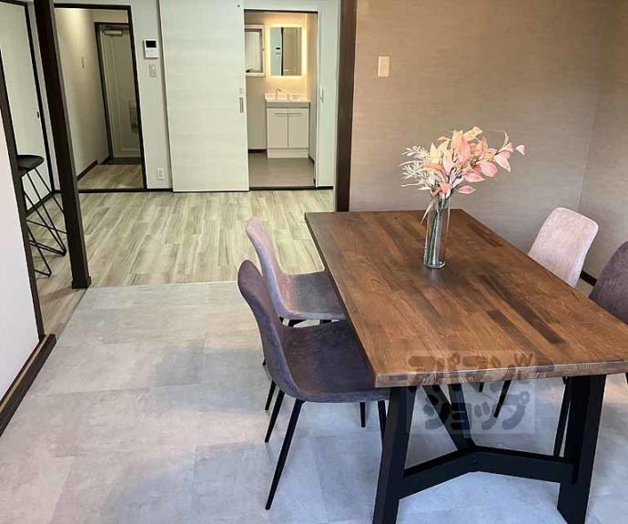 【エバーグリーン嵐山】間取