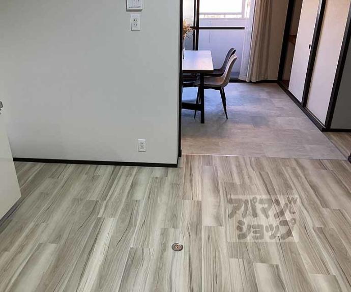 【エバーグリーン嵐山】間取