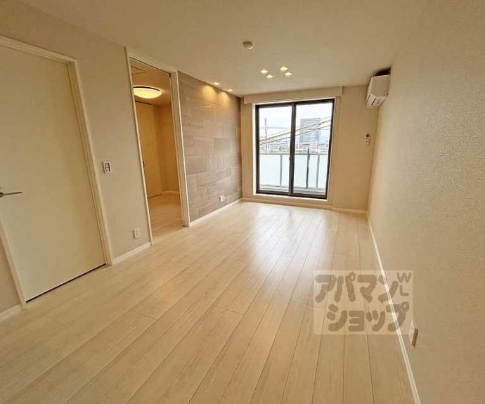 【シャーメゾングランフェリス】間取