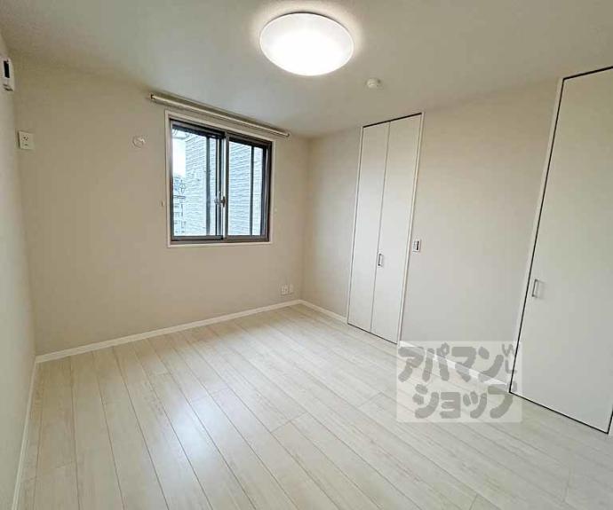 【シャーメゾングランフェリス】間取