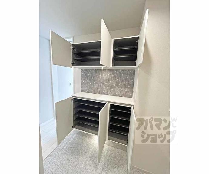 【シャーメゾングランフェリス】間取