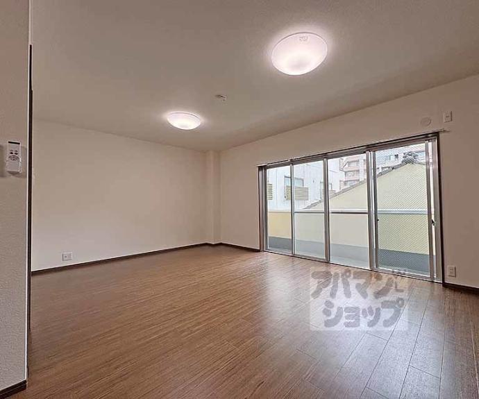 【栄幸堂ビル】間取