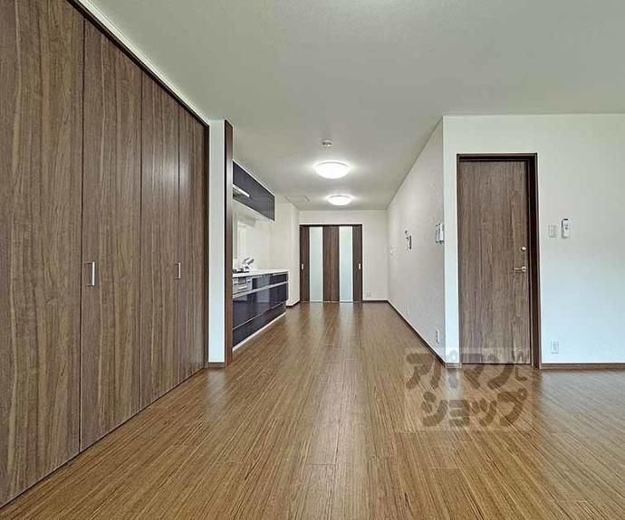 【栄幸堂ビル】間取