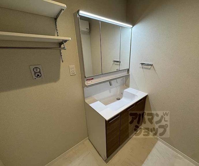 【シャーメゾン ライズ One】間取