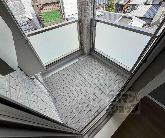 【シャーメゾン ライズ One】間取