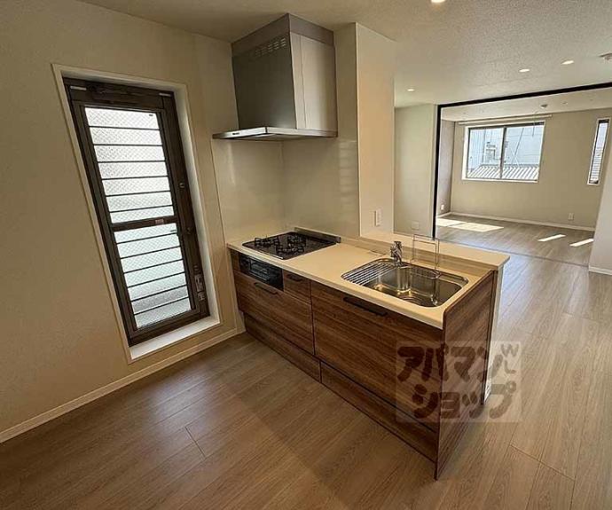 【シャーメゾン ライズ One】間取