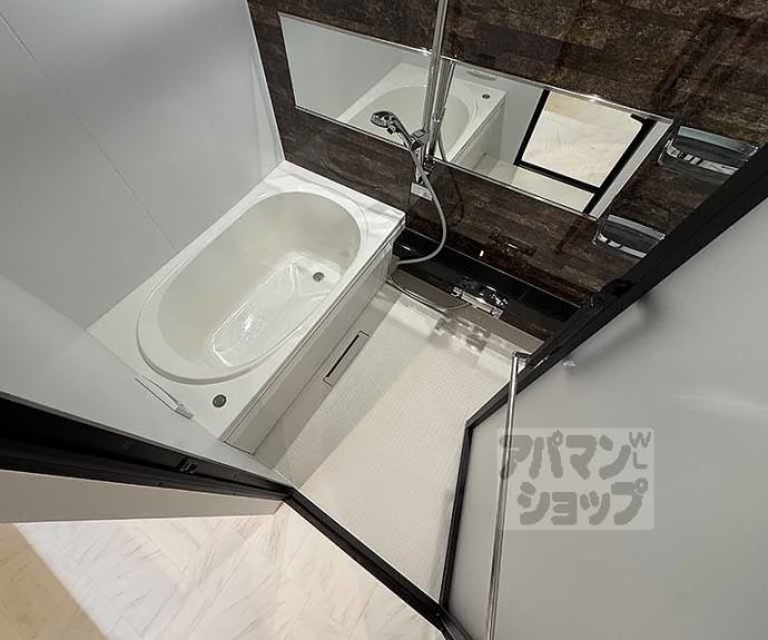 【シャーメゾン ライズ One】間取