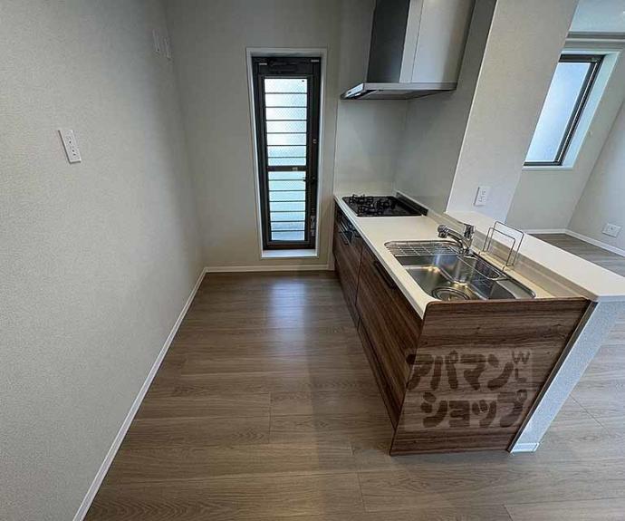 【シャーメゾン ライズ One】間取