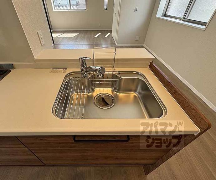 【シャーメゾン ライズ One】間取