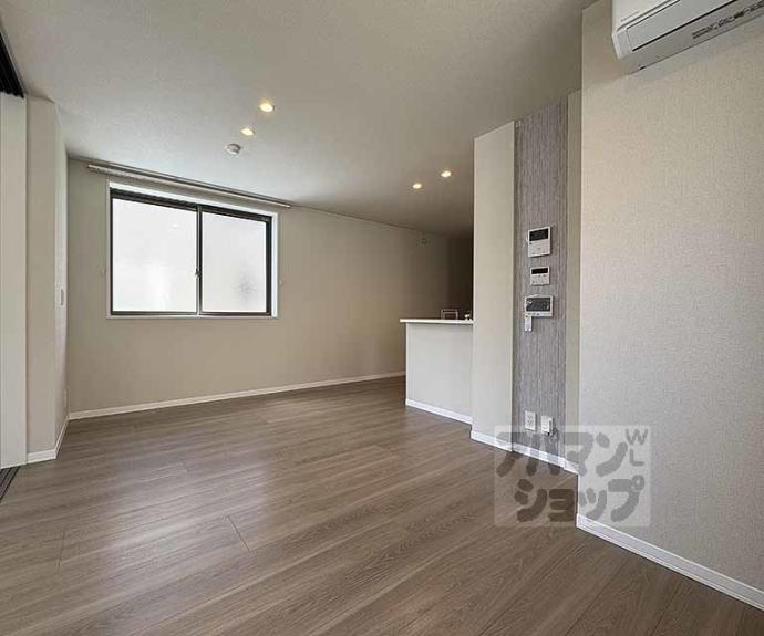 【シャーメゾン ライズ One】間取