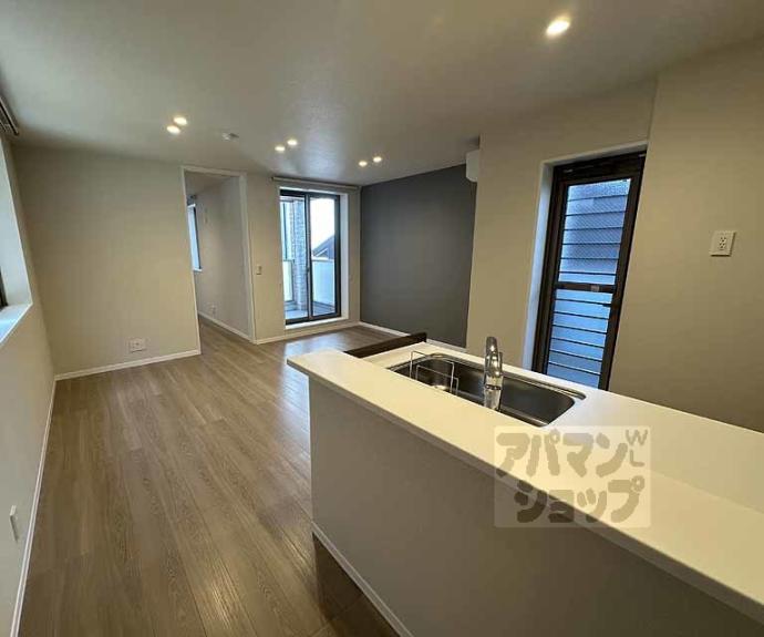 【シャーメゾンライズOne】間取