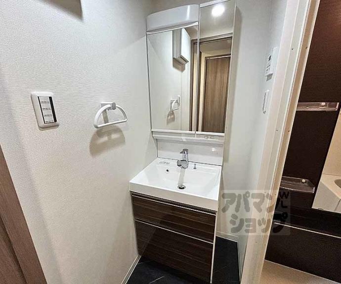 【ベラジオ ワールドアイ 京都円町】間取