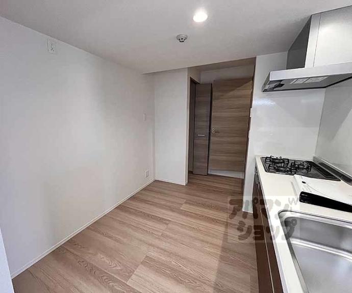 【リベルテ四条梅津】間取