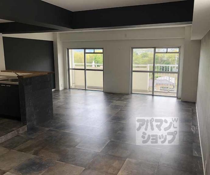 【ロイヤルハイツ高塚Ⅱ】間取