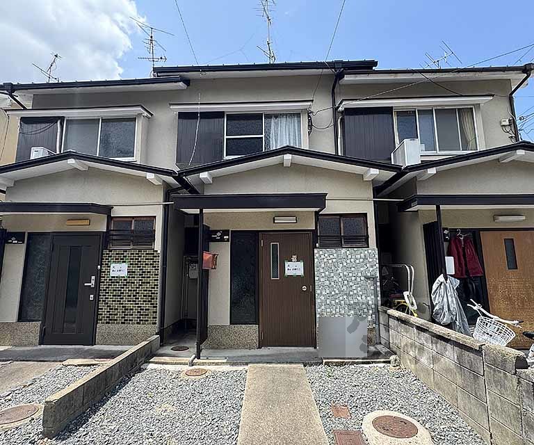 梅津罧原町貸家