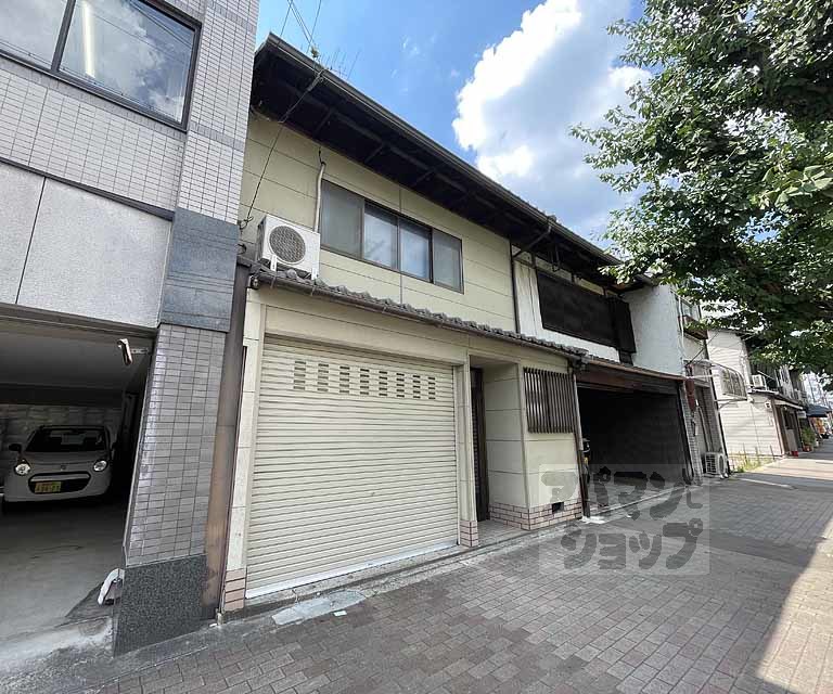 荒神口貸家228-2