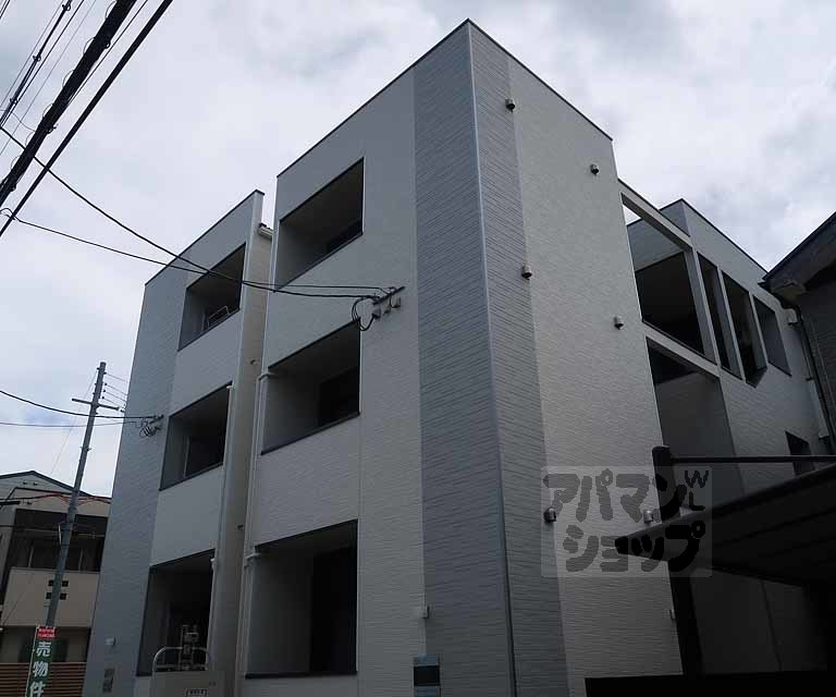 IYコート山科音羽