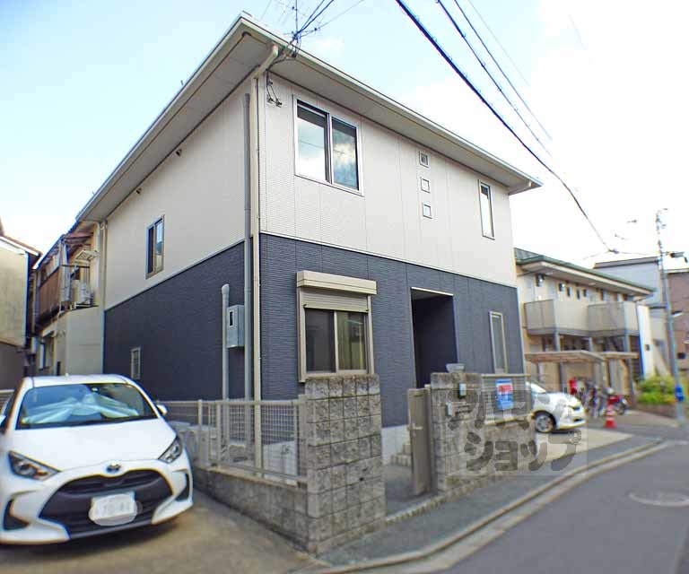 吉田泉殿町43-8貸家