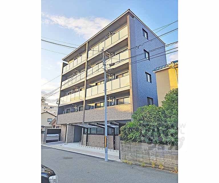 BurilliaCourt龍谷大前