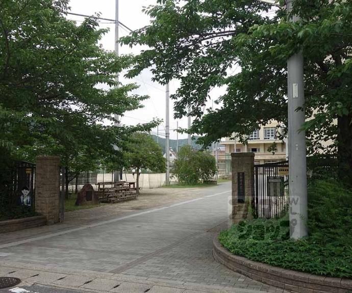 【ＲＥＧＡＬＥＳＴ山科駅南】間取