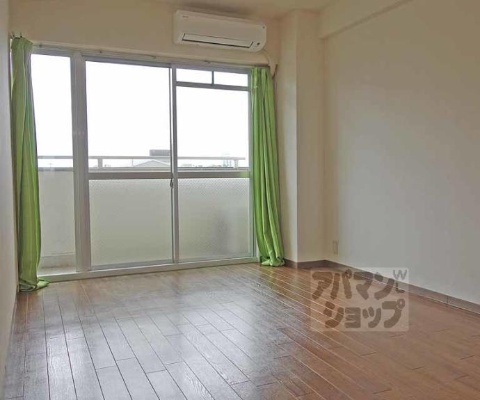 【ファミーユ桂】間取