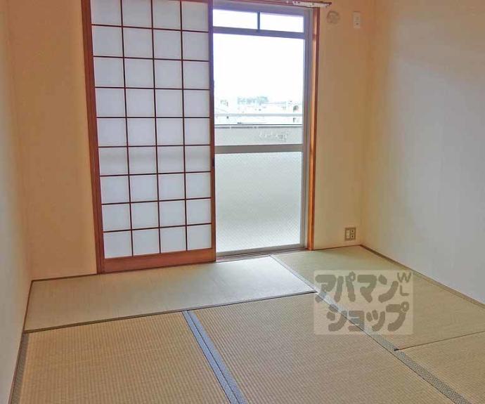 【ファミーユ桂】間取