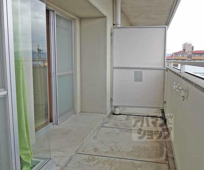 【ファミーユ桂】間取