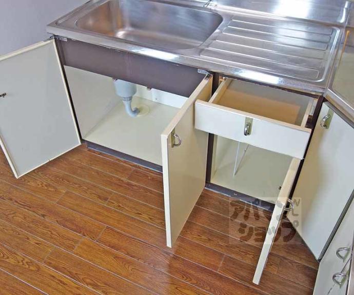 【ファミーユ桂】間取