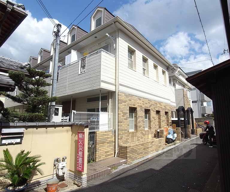 レオパレス西院Ⅰ、Ⅱ