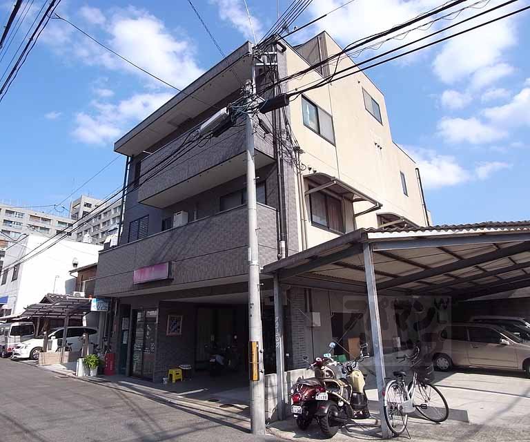 ラ・クルー西大路御池