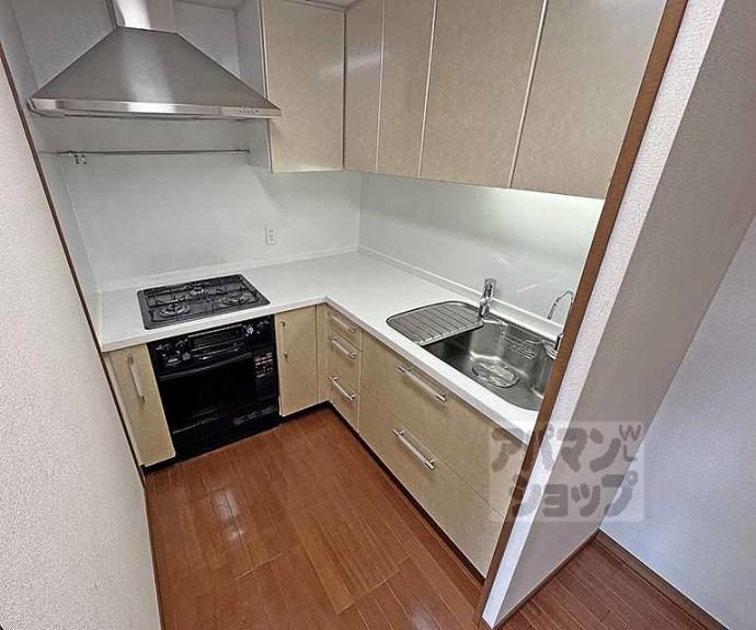 【ルネス・ピース四条烏丸】間取