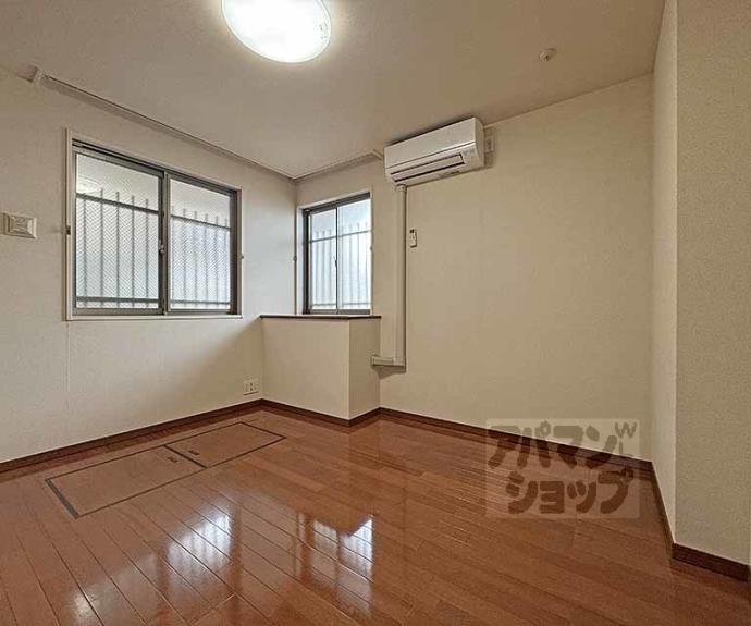 【ルネス・ピース四条烏丸】間取