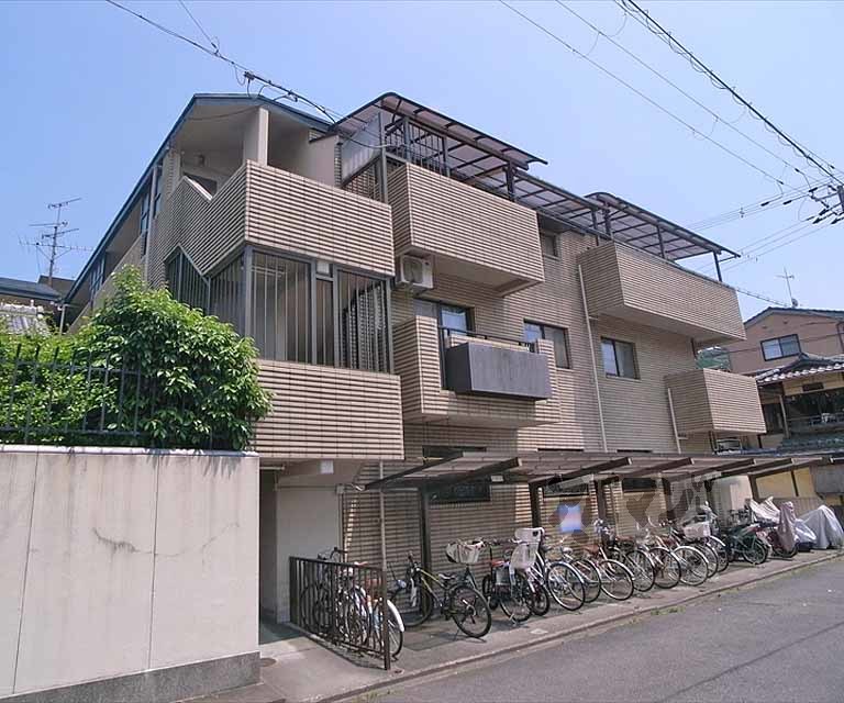 ピアレス円勝寺