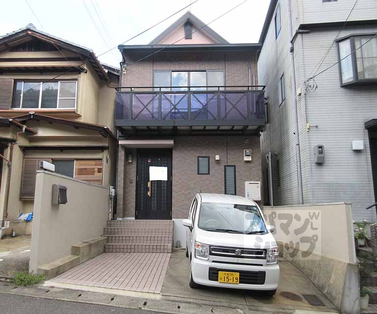 川田御出町貸家