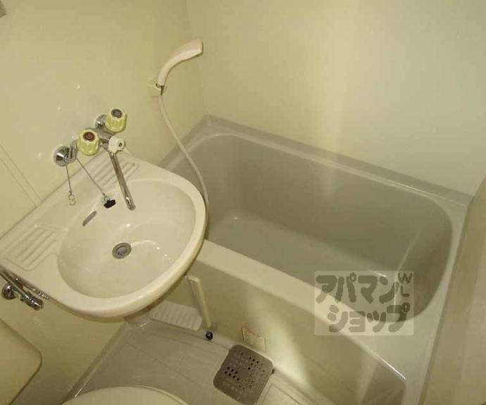 【サンリーベ衣笠】間取