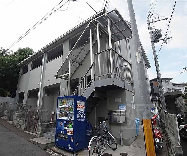 ホワイエ泉堂町