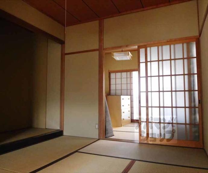 【衣笠開キ町貸家6-13】間取